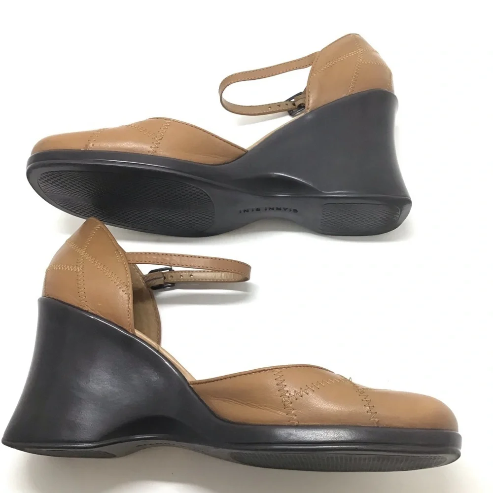 Gianni Bini Prisma Tan Leather Wedge Sandals 9M